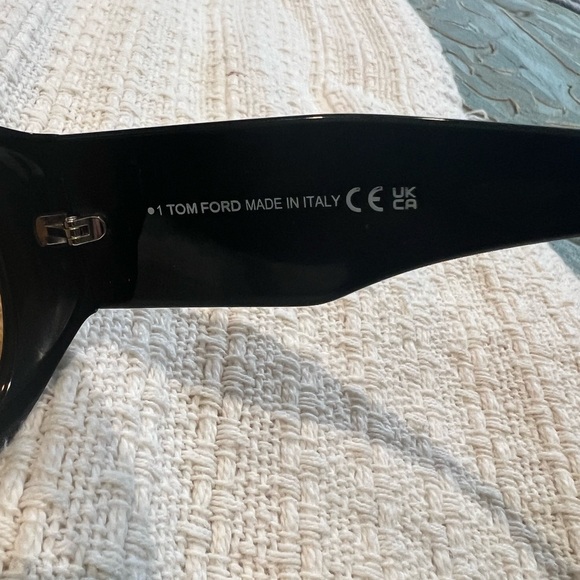 Tom Ford Yellow Tint Aviators - Picture 3 of 4